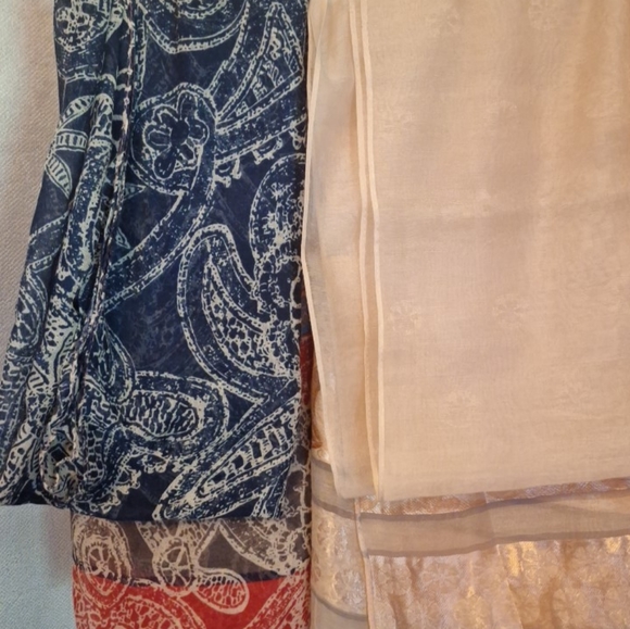 Scarf bundle - Picture 5 of 6